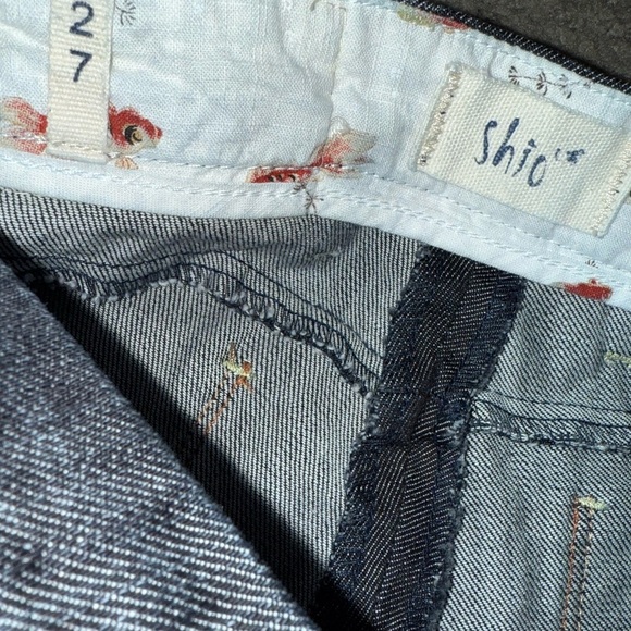 Shio Super Dark Wash Flared Jeans - Picture 2 of 5